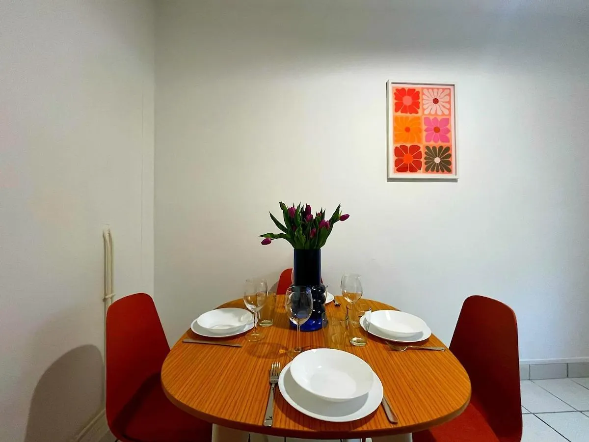 Suite Petunia - Check In H24 - Proche Gare Partdieu Lyon 0*,  France