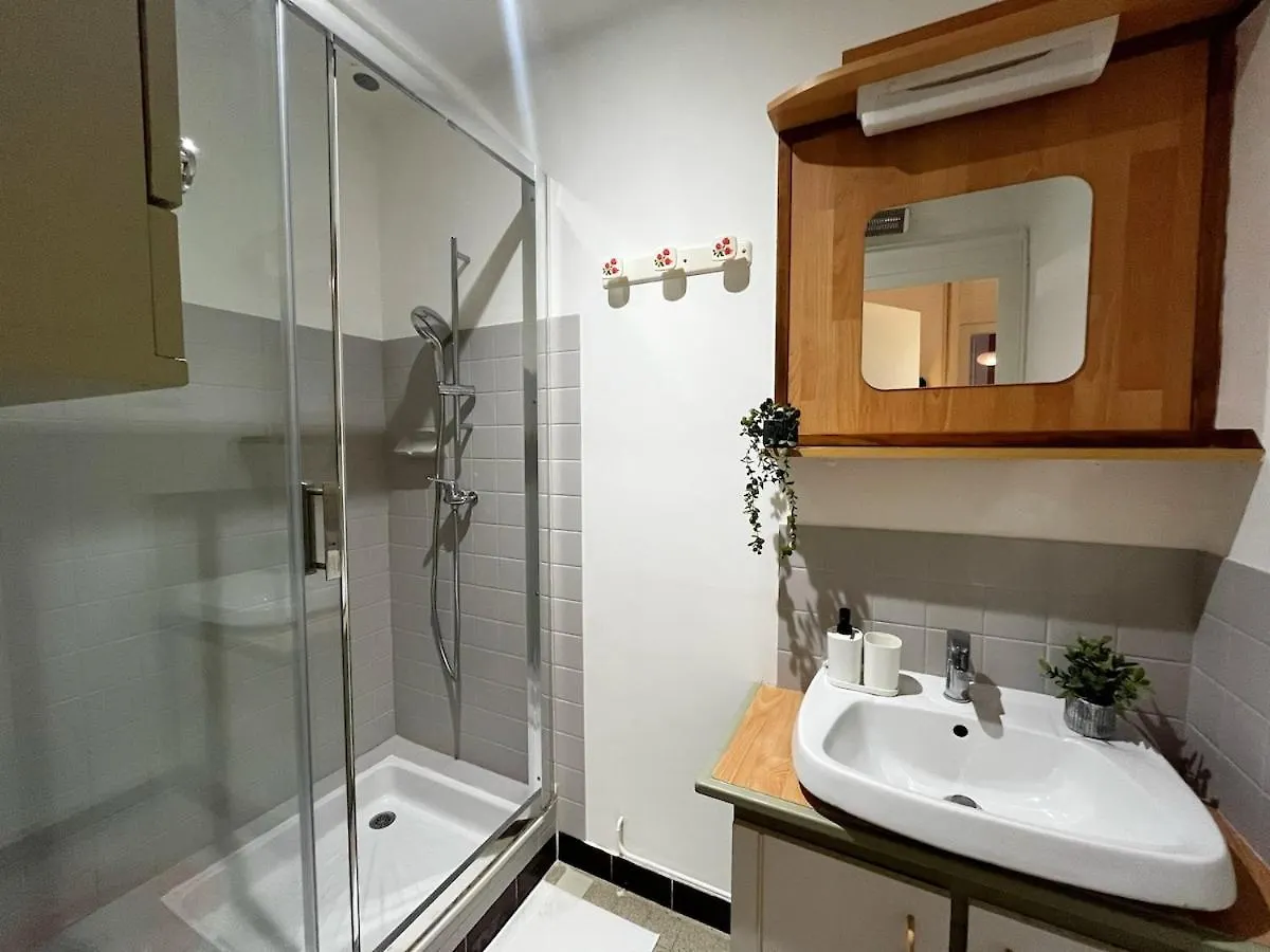 Suite Petunia - Check In H24 - Proche Gare Partdieu Lyon France