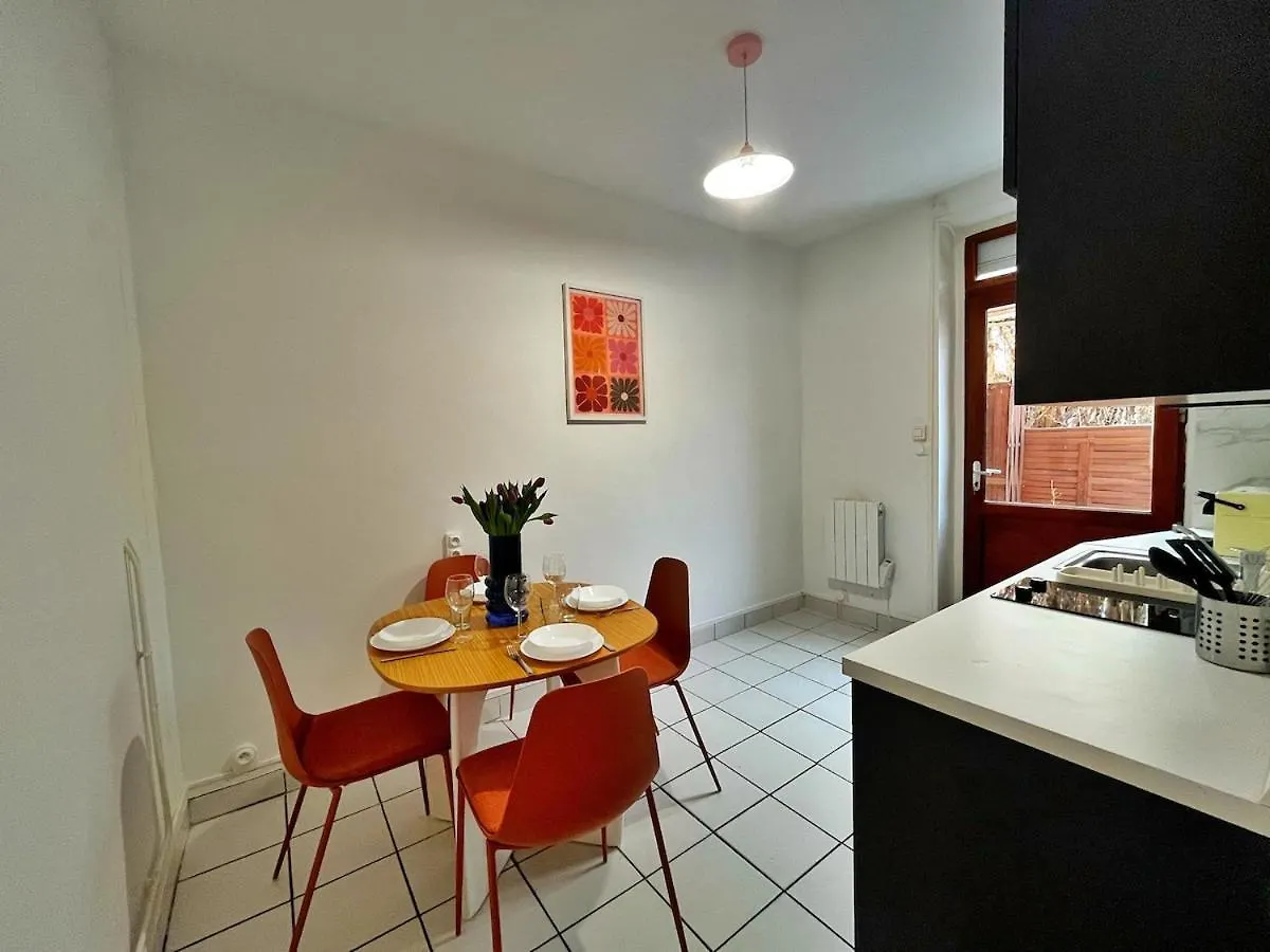 Apartment Suite Petunia - Check In H24 - Proche Gare Partdieu Lyon France