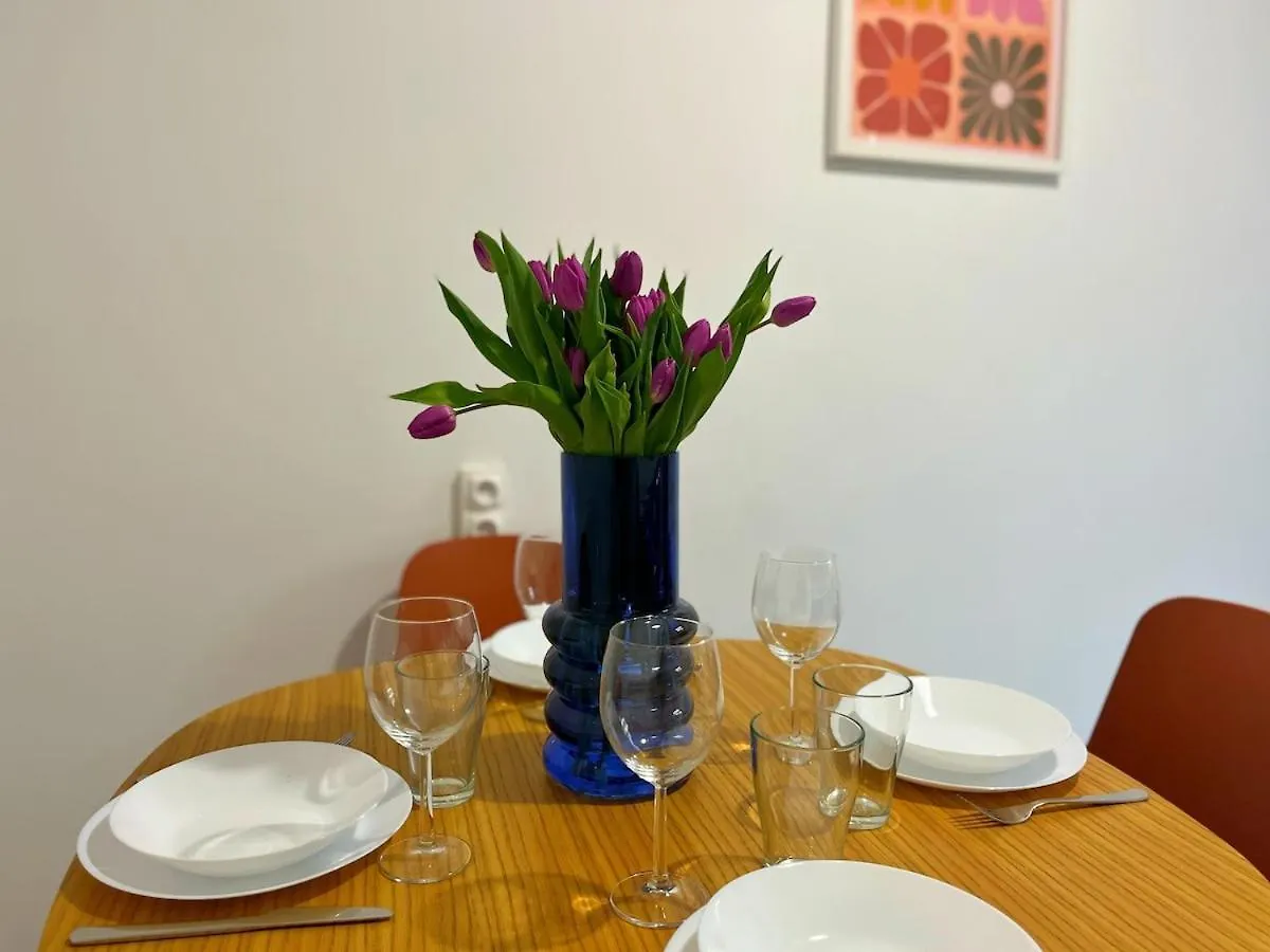 Suite Petunia - Check In H24 - Proche Gare Partdieu Lyon 0*,  France